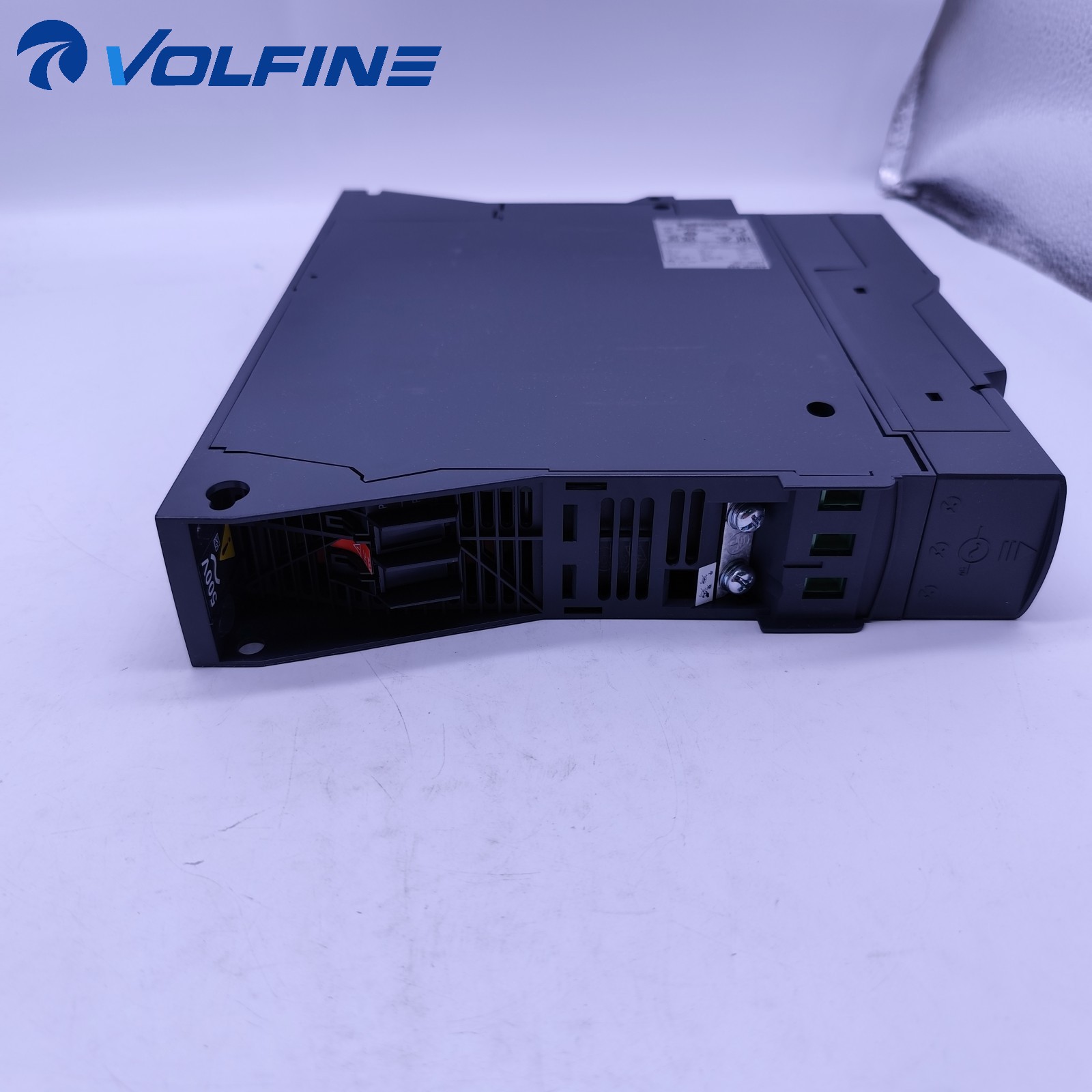 Schneider ATV320U07N4B Altivar AC drive - Image 4