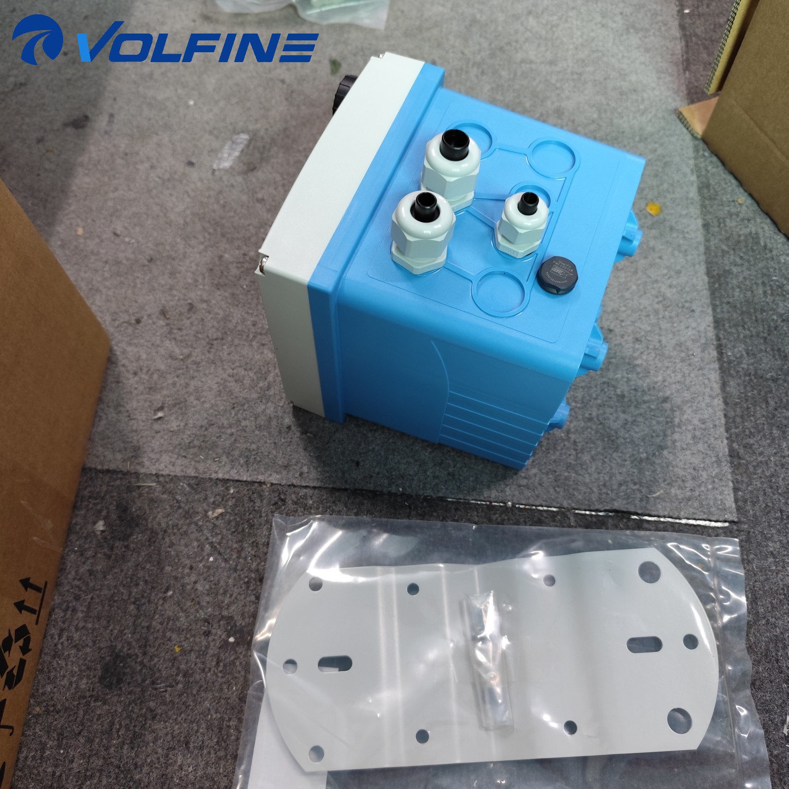 SEW-EURODRIVE CM42-OCA000EAR00 Inverter / motor MOVIMOT / CM - Image 3