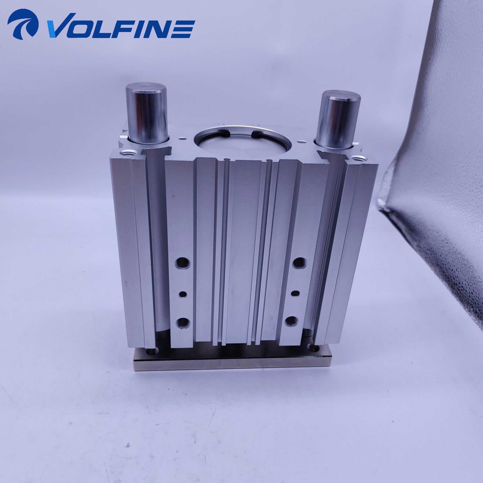 SMC MGPM63-100Z Pneumatic cylinder / valve Air management - Image 3