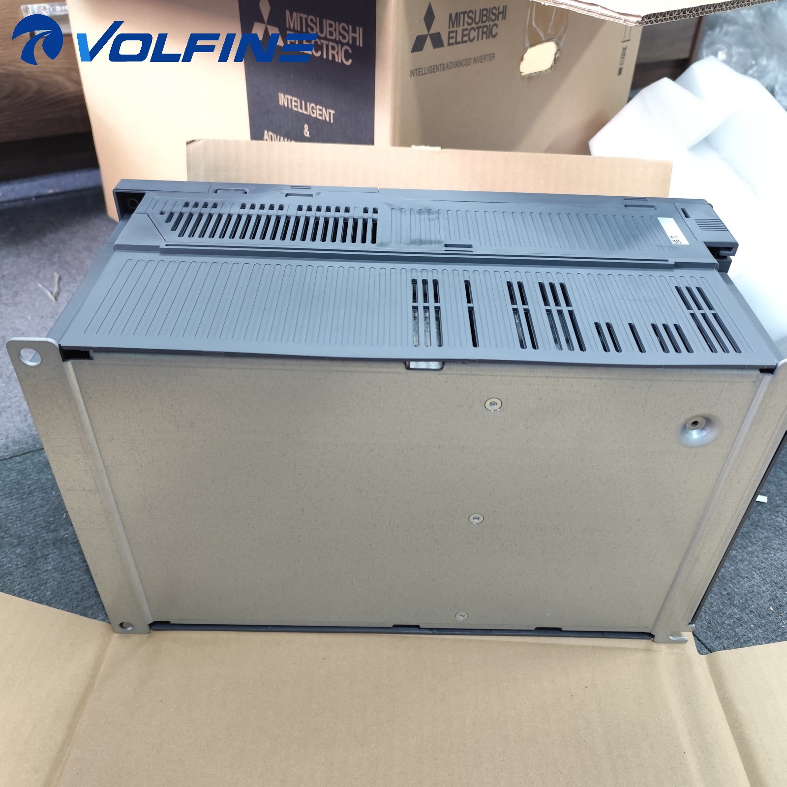 Mitsubishi FR-F840-00470-2-60 FREQROL AC drive - Image 6